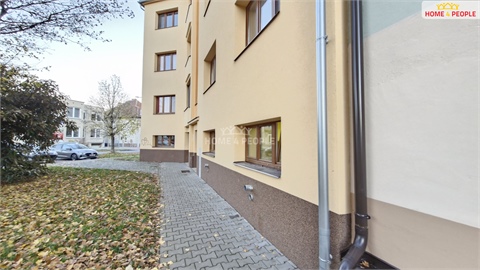 Prodej bytu 1+1, 42 m² - 0