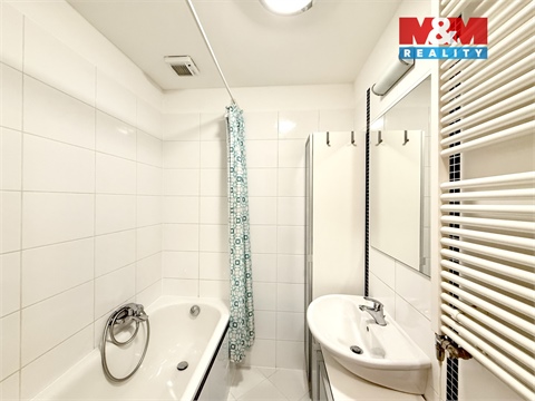 Pronájem bytu 1kk, 52 m² - 4