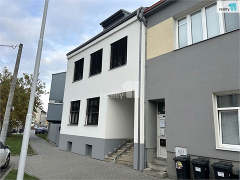 Pronájem bytu 2+1, 55 m² 0