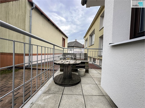 Pronájem bytu 2+1, 55 m² 12