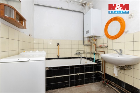 Prodej rodinného domu, 130 m² - 2