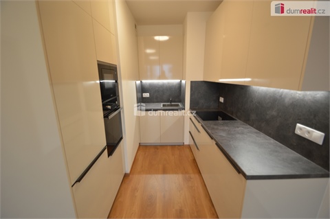 Pronájem bytu 2kk, 56 m² 2