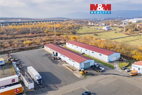 Pronájem obchodních prostor, 400 m² 0