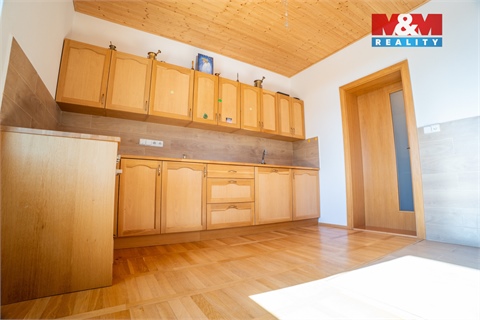 Prodej rodinného domu, 168 m² - 14