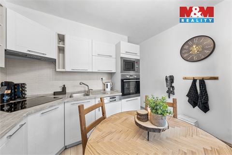 Prodej bytu 2+1, 61 m² 2