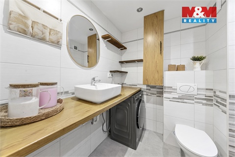 Prodej bytu 2+1, 61 m² 12