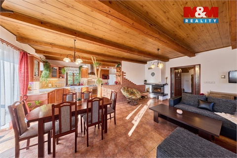 Prodej rodinného domu, 196 m² 6