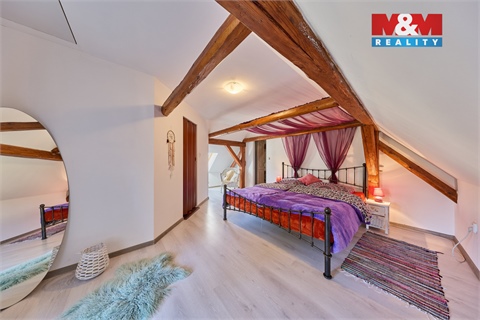 Prodej rodinného domu, 196 m² 20