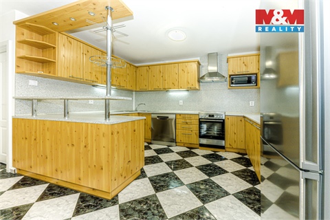 Prodej rodinného domu, 145 m² 2