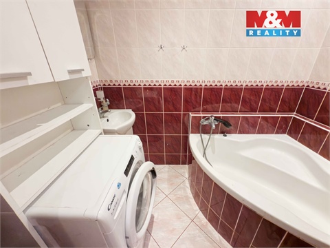 Pronájem bytu 3+1, 60 m² - 0