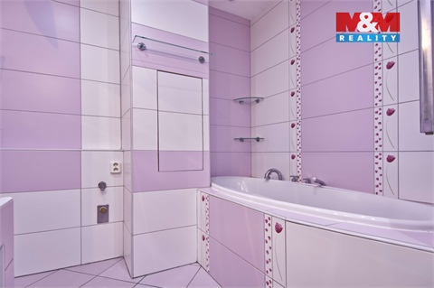 Pronájem bytu 3+1, 73 m² 2