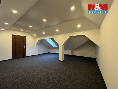 Pronájem bytu 3+1, 143 m² 6