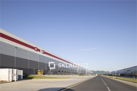 Pronájem skladu / haly, 5 000 m² 0