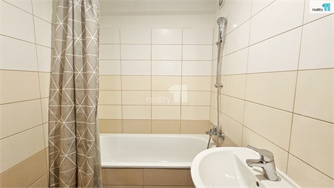 Pronájem bytu 1+1, 44 m² 2