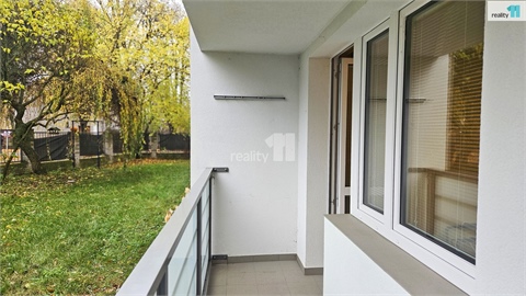 Pronájem bytu 1+1, 44 m² - 2