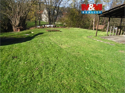 Prodej stavebního pozemku, 1 083 m² 0