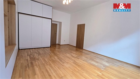 Prodej bytu 2+1, 68 m² 8