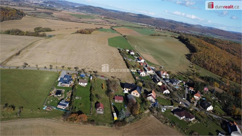 Prodej stavebního pozemku, 981 m² 14