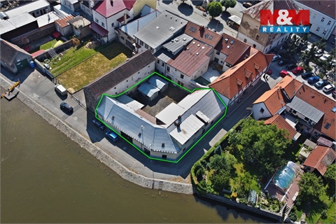 Prodej obchodních prostor, 450 m² 12