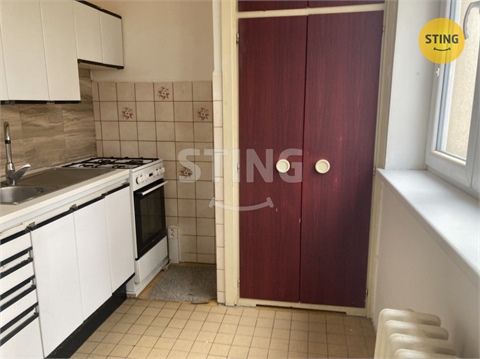 Pronájem bytu 1+1, 40 m² - 0