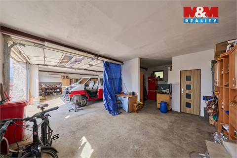 Prodej rodinného domu, 370 m² 22