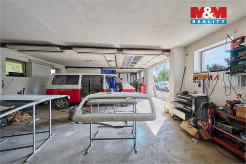 Prodej rodinného domu, 370 m² - 20