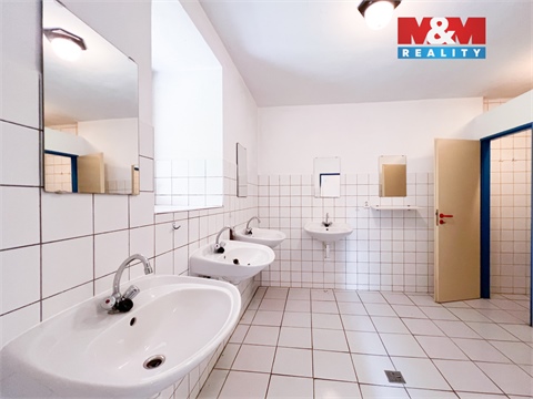 Prodej rodinného domu, 260 m² 24