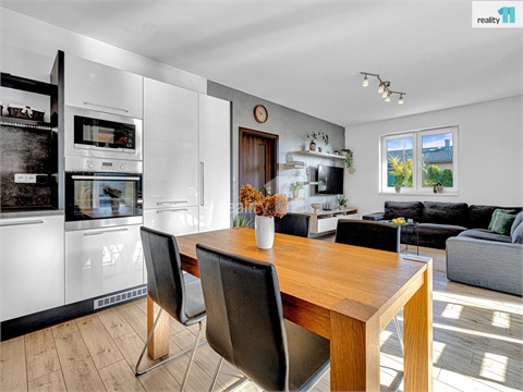 Prodej rodinného domu, 98 m² 2