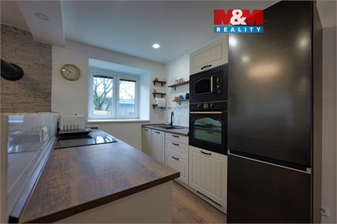 Prodej rodinného domu, 148 m² 0