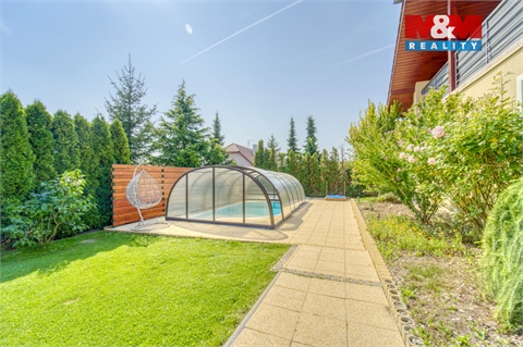 Prodej rodinného domu, 266 m² - 0