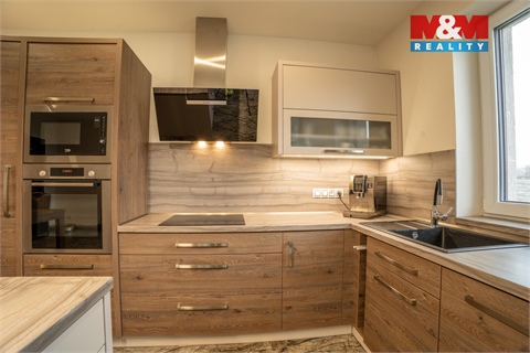 Prodej rodinného domu, 207 m² - 0