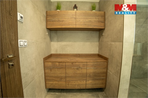 Prodej rodinného domu, 207 m² 12