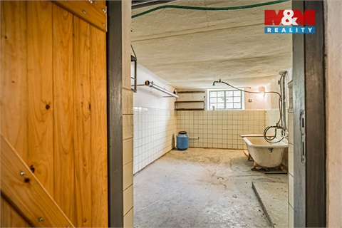 Prodej komerčního objektu, 350 m² 22