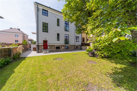 Pronájem bytu 3kk, 99 m² - 18