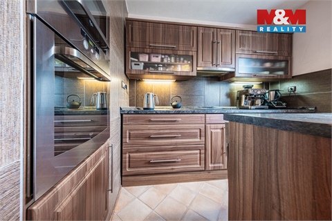 Prodej rodinného domu, 200 m² - 0