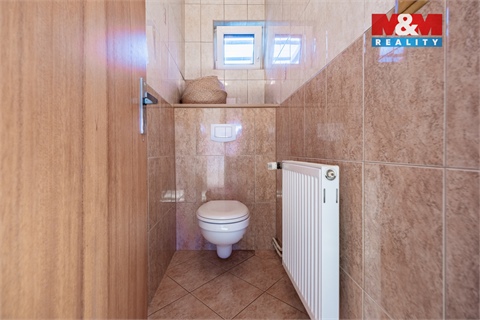 Prodej rodinného domu, 200 m² 18