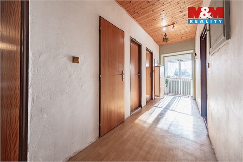 Prodej rodinného domu, 200 m² 12