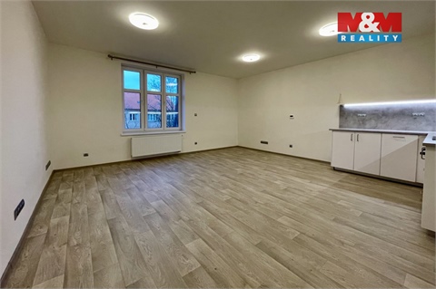 Pronájem bytu 3kk, 91 m² - 0