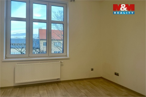 Pronájem bytu 3kk, 91 m² 10