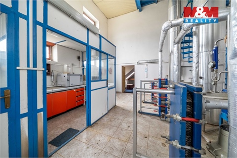 Prodej výrobního objektu, 762 m² 12