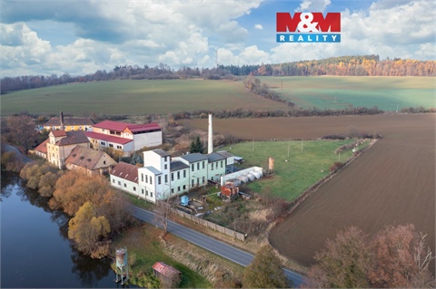 Prodej výrobního objektu, 762 m² 0