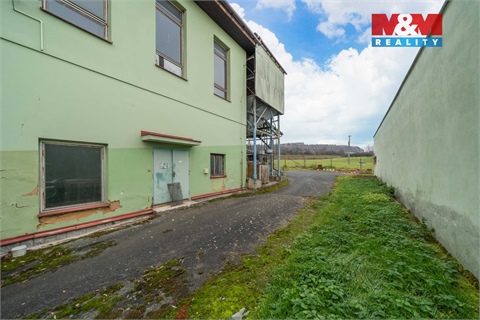 Prodej výrobního objektu, 762 m² 22
