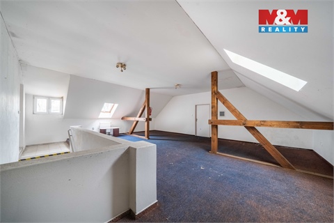 Prodej výrobního objektu, 762 m² 18