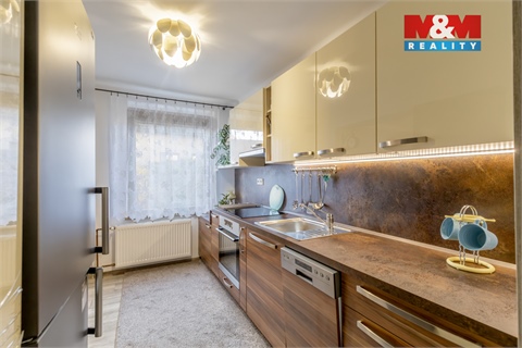 Prodej rodinného domu, 180 m² 2