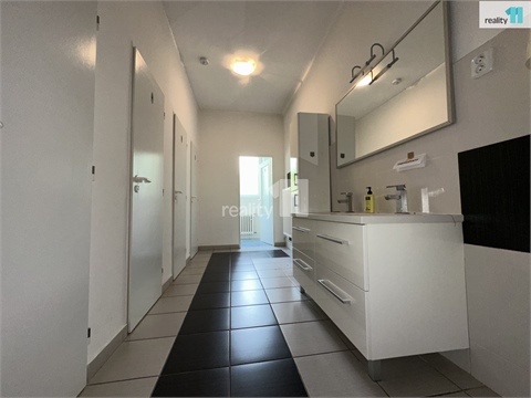 Pronájem kanceláře, 40 m² - 0