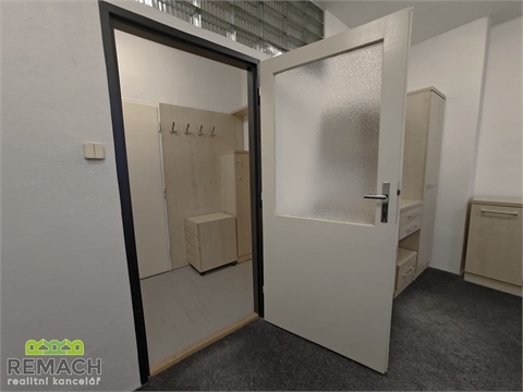 Pronájem kanceláře, 65 m² 8