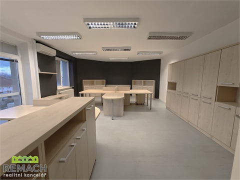 Pronájem kanceláře, 65 m² - 0