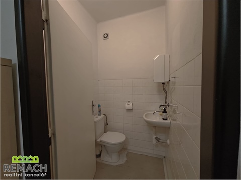 Pronájem kanceláře, 65 m² - 8