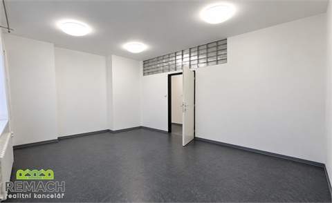 Pronájem kanceláře, 65 m² - 8