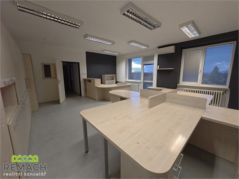 Pronájem kanceláře, 65 m² - 2